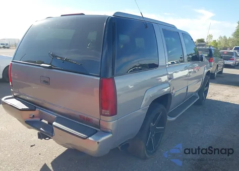 2000 GMC Yukon Denali z USA, uszkodzony, nr VIN 1GKEK63R4YR218340